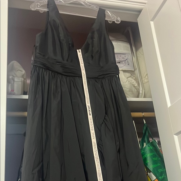 NWT- size 12- Mac Duggal Black High-Low Ruffle Gown - Picture 4 of 6